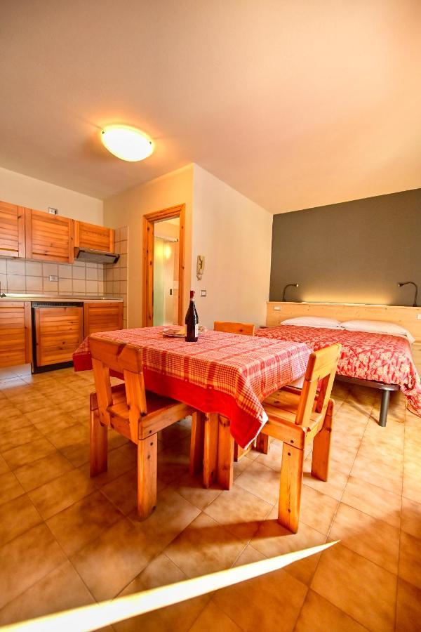 Residence Raethia Tra Bormio E Livigno Pradelle Exterior photo