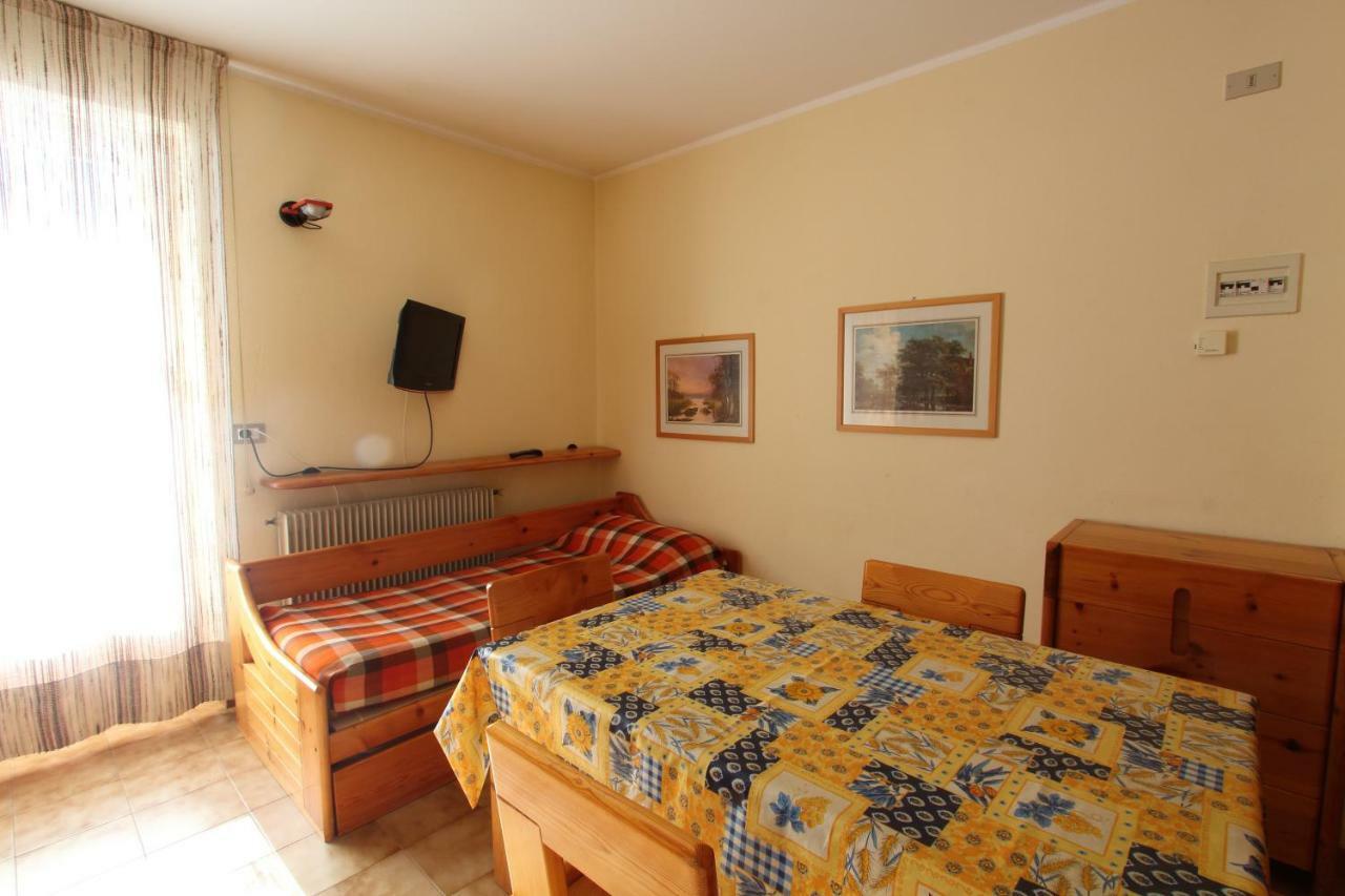 Residence Raethia Tra Bormio E Livigno Pradelle Exterior photo